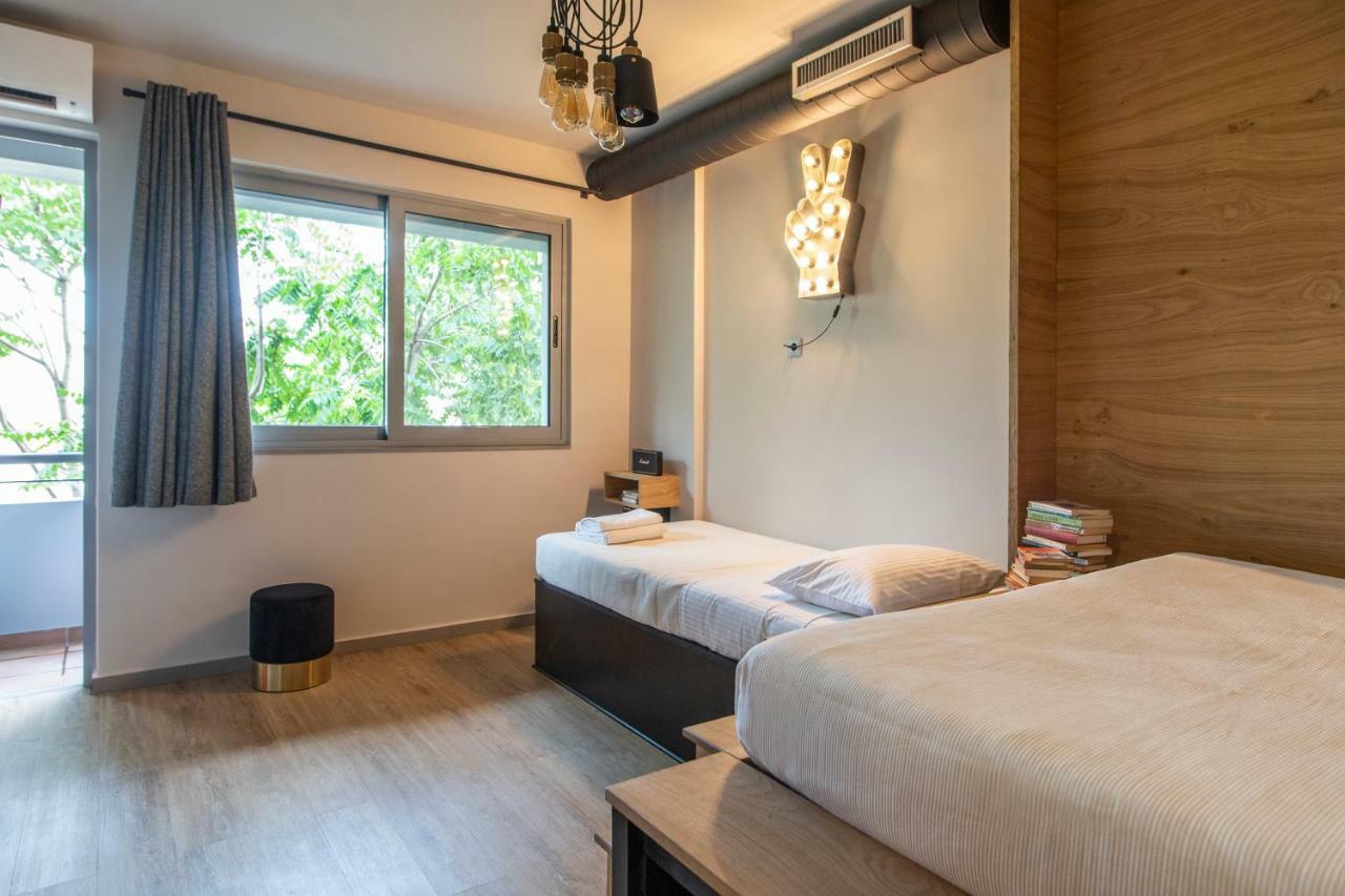 Bespoke House Athens Aparthotel Buitenkant foto